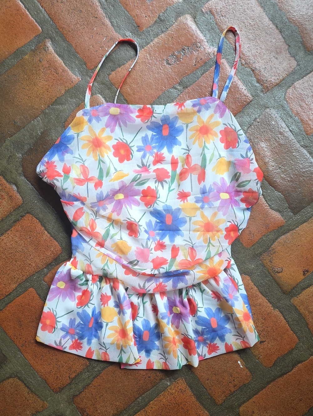 SUNDAYUP Floral Tank